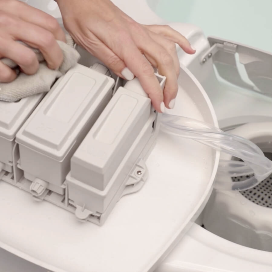 Hands Working On Hot Spring Precision Dosing Cartridge Technology